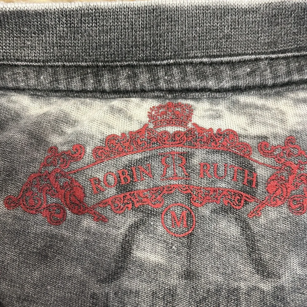 Robin Ruth tshirt - Picture 3 of 7